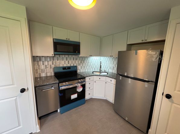 9678 Main St #B2