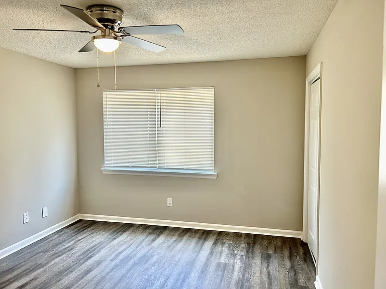 128 S Cedar Ln #2 — Photo 13