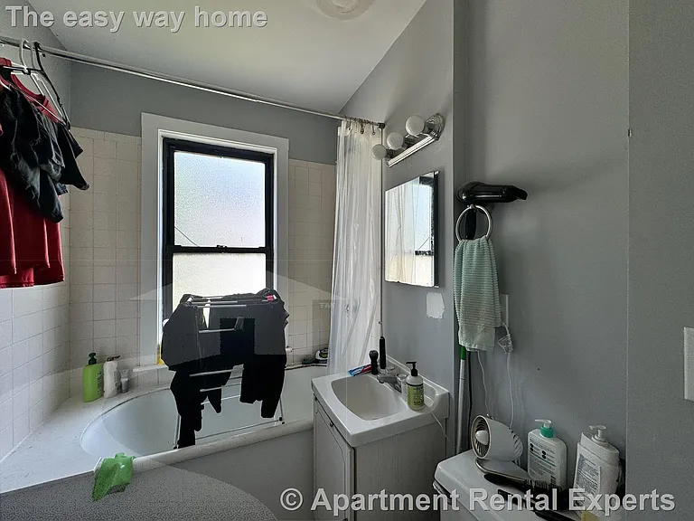 566 Putnam Ave #2R — Photo 8