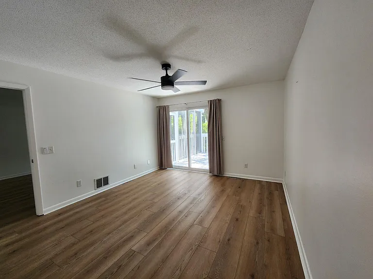 4 Sandpiper Ct — Photo 5