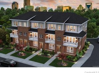 1420 W 4th St #32, Charlotte, NC 28208