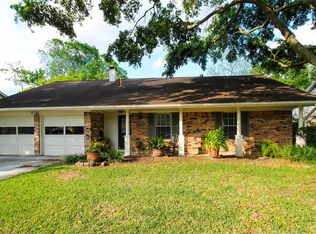 5003 Francis Dr, Pearland, TX 77581