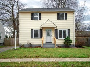 120 Davis St, Springfield, MA 01104