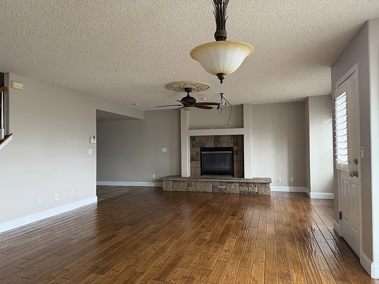 4989 Cherry Springs Dr — Photo 5