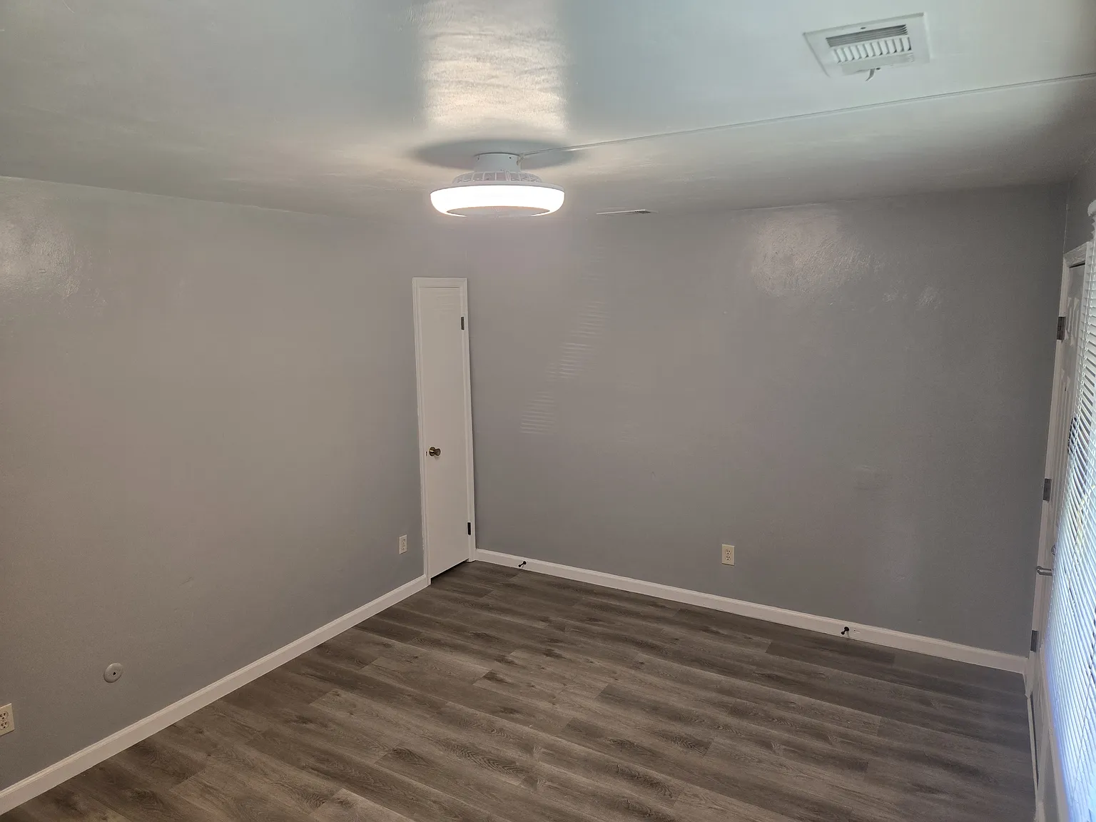 2 bed, 650 sqft, $1,100 — Photo 4