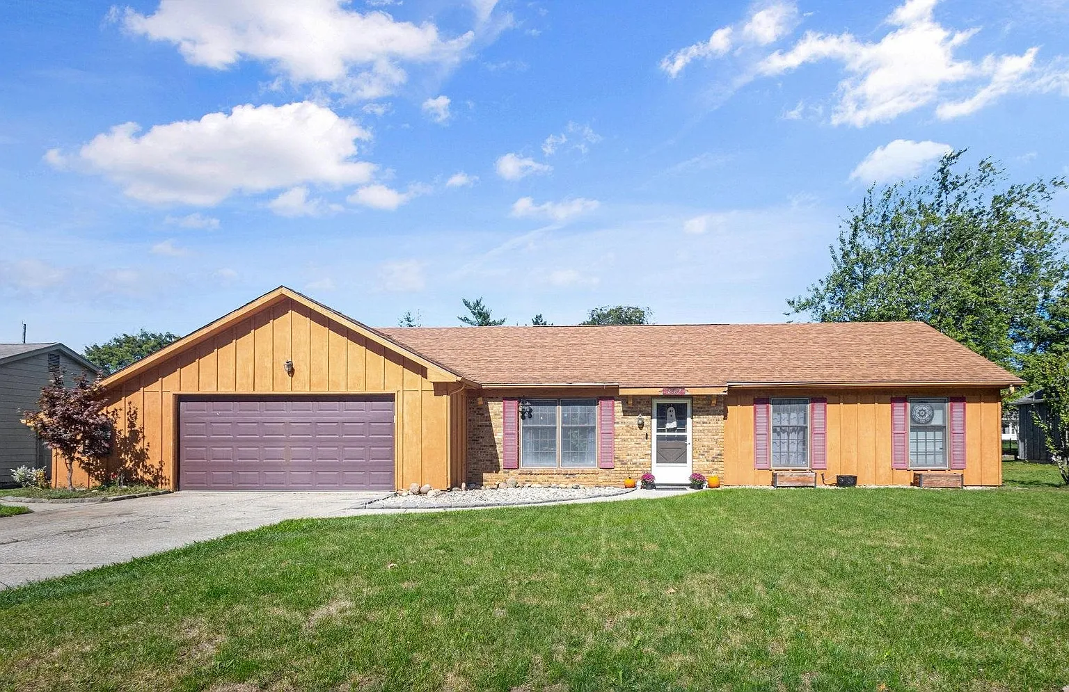 2827 Vance Ave photo 1