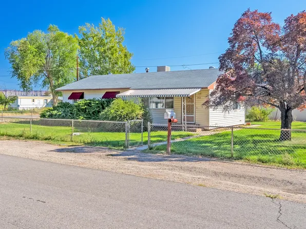 262 Village Ln, Grand Junction, CO 81503