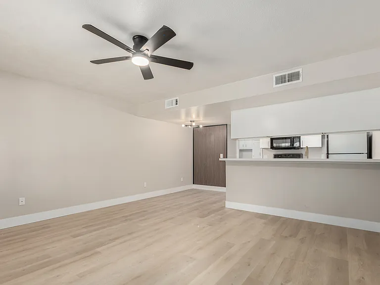 8838 N 8th St #102 — Photo 1