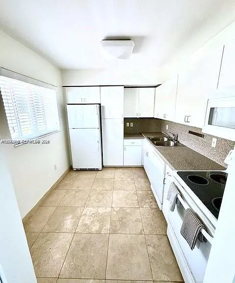 8888 Collins Ave #314 — Photo 7