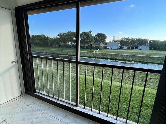 4th image of 9449 Boca Cove Circle #914