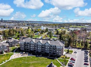 45 Ferndale Dr S #405, Barrie, ON L4N5W7