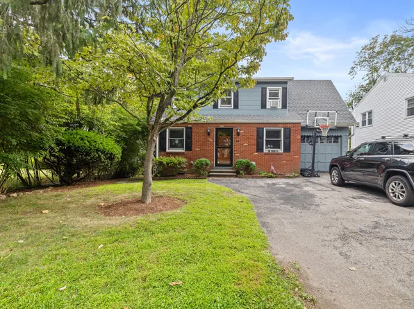 43 Camp Ave, Darien, CT 06820