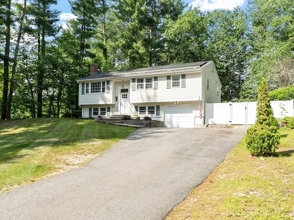 14 Emery Rd, Townsend, MA 01469