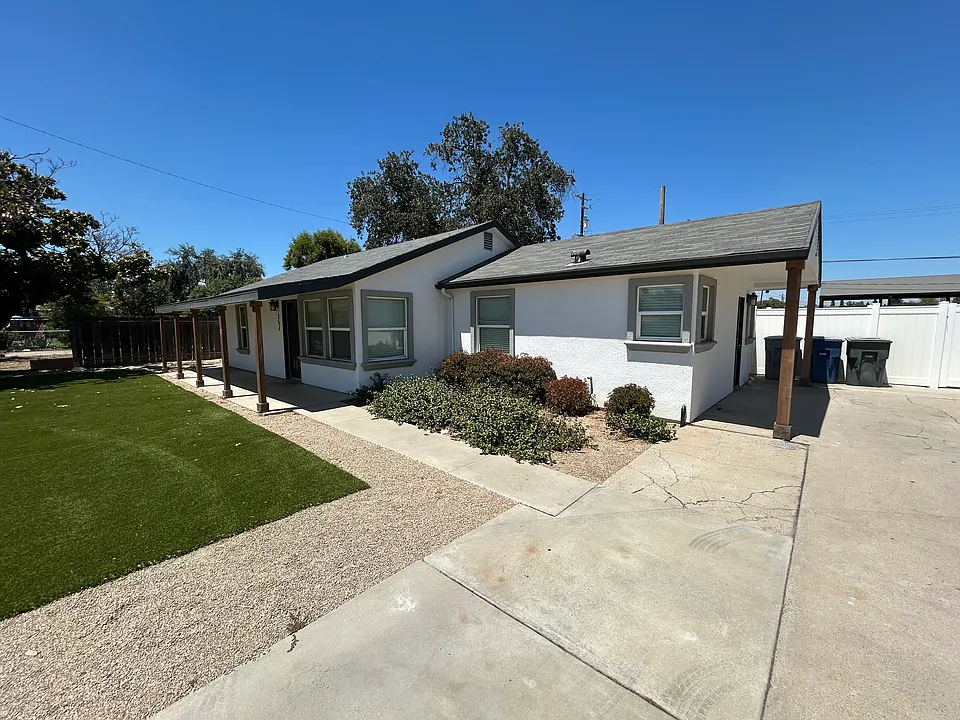 357 W Gettysburg Ave