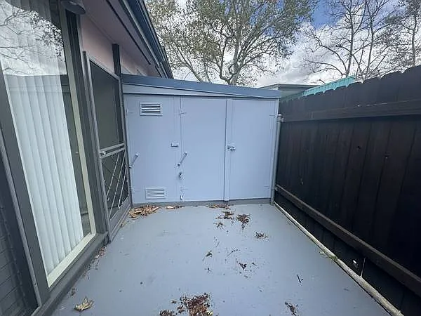 Bonita Terrace Apartments — Photo 32