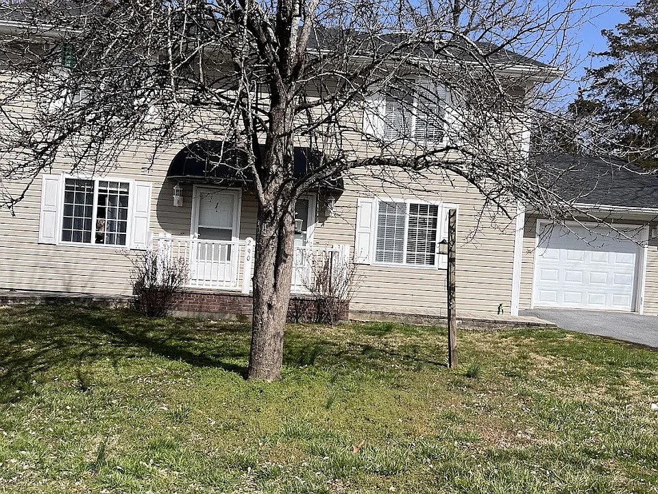 290 Shenandoah Dr #2