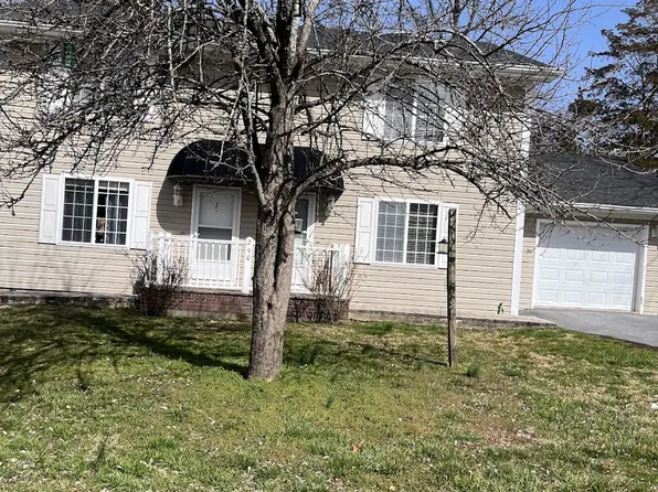 290 Shenandoah Dr #2, Johnson City, TN 37601