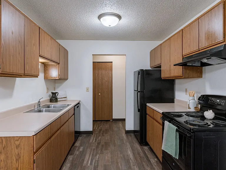 Fargo, ND Place One Apartments | Kitchen