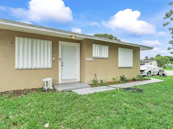 5735 Kumquat Road, West Palm Beach, FL 33413
