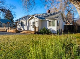 425 SW 12th St, Redmond, OR 97756