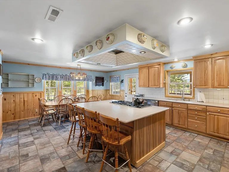 7705 N H C Dr — Photo 15
