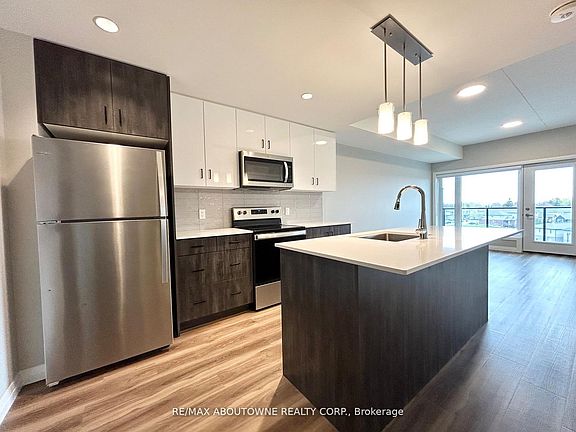 4th image of 28 Westhill Dr #201
