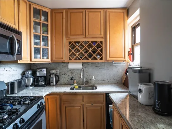 181 Pearsall Drive #3E, Mount Vernon, NY 10552