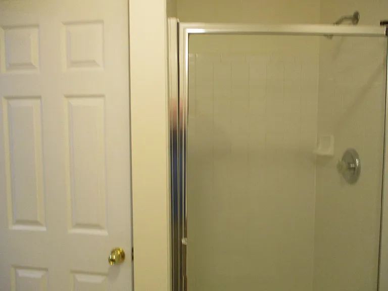 Full bathroom in finished lower level