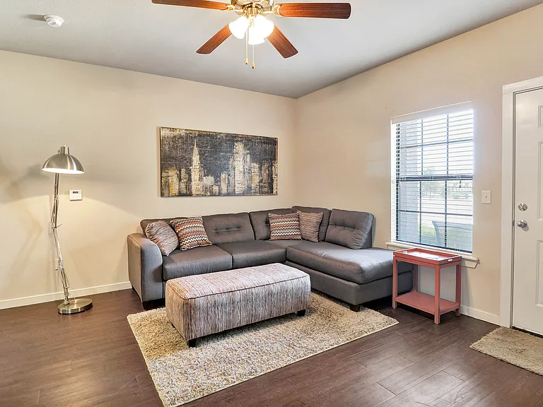 The Reserve at Chaffee Crossing Apartment Homes & Townhomes — Photo 11