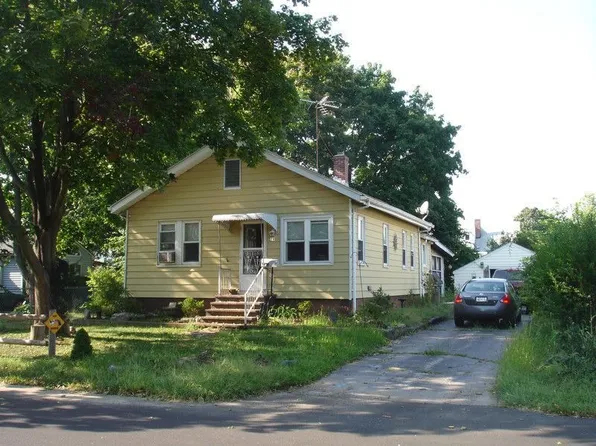 79 Bellevue Ave, Warwick, RI 02888