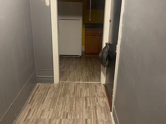 3rd image of 5216 S Ingleside Ave Unit 3F