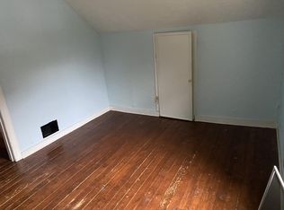 23587 Walnut St, Elkhart, IN 46516