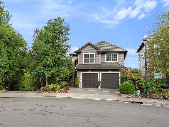 2nd image of 13020 SW Broadmoor Pl