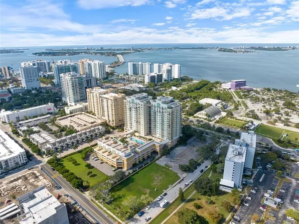 800 N Tamiami Trl 806, Sarasota, FL 34236