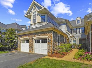 13868 Greendale Dr, Woodbridge, VA 22191
