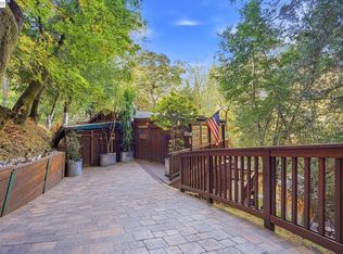 124 Cypress Dr, Fairfax, CA 94930