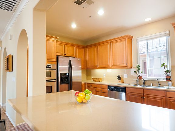 4th image of 5935 Playa Vista Dr APT 304