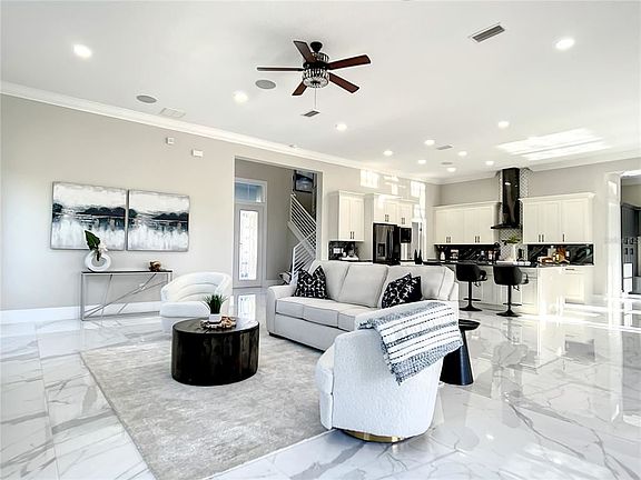 3rd image of 5714 Tybee Island Dr