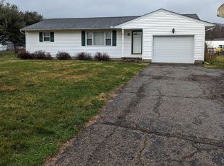 6130 Sugar Grove Rd SE, Sugar Grove, OH 43155
