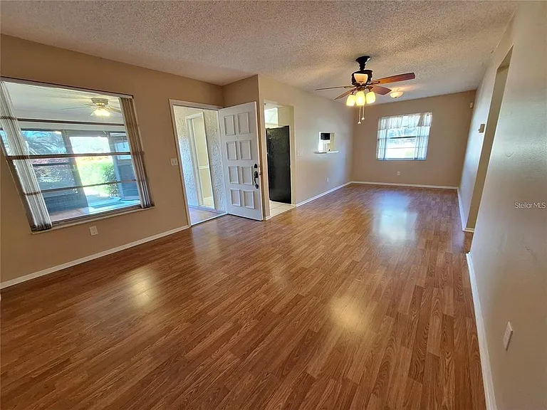 3462 Maclaren Dr — Photo 5