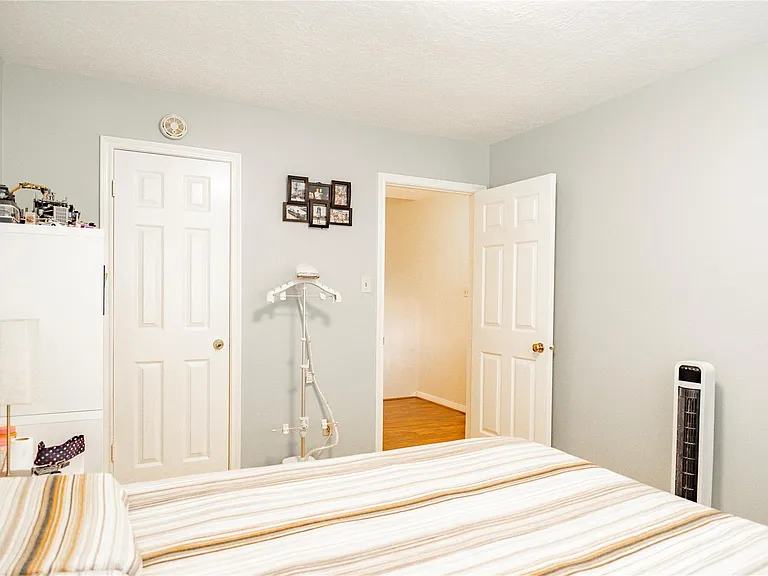 18310 Spellbrook Dr — Photo 9