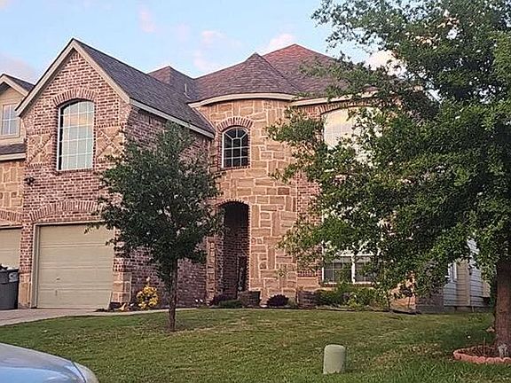 4th image of 1322 Riviera Dr