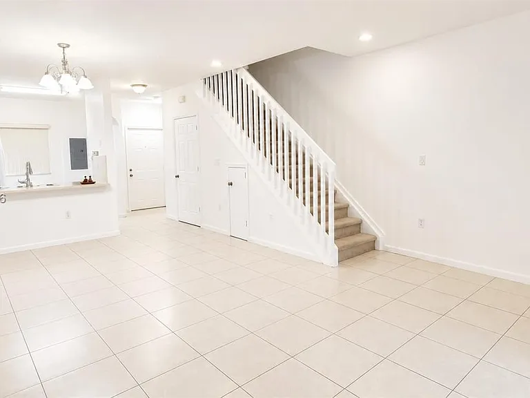 7931 Tuscany Ct #7931 — Photo 3