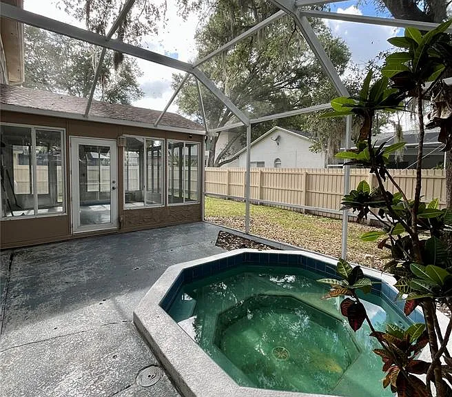 9318 Heritage Oak Ct — Photo 23