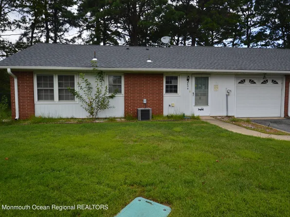 640D Plymouth Drive, Lakewood, NJ 08701