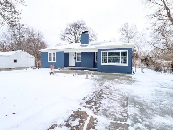 2412 NE 52nd Ter, Kansas City, MO 64118