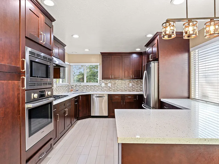 2844 Sombrero Cir — Photo 9