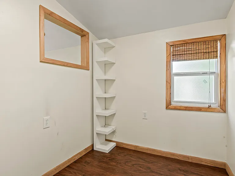 2620 2nd Ave N #1/2 — Photo 17