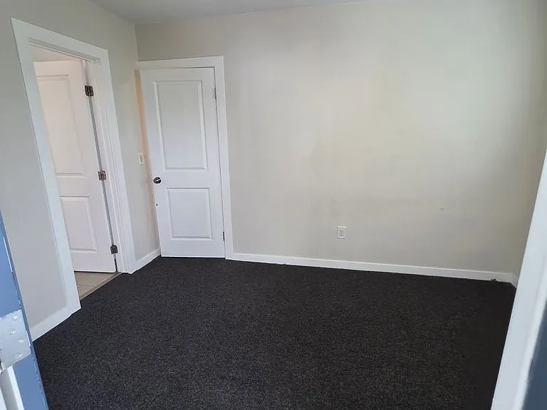 613 S Prairie Avenue — Photo 31