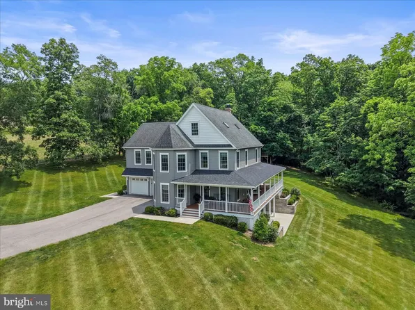 144 Church St, Seven Valleys, PA 17360